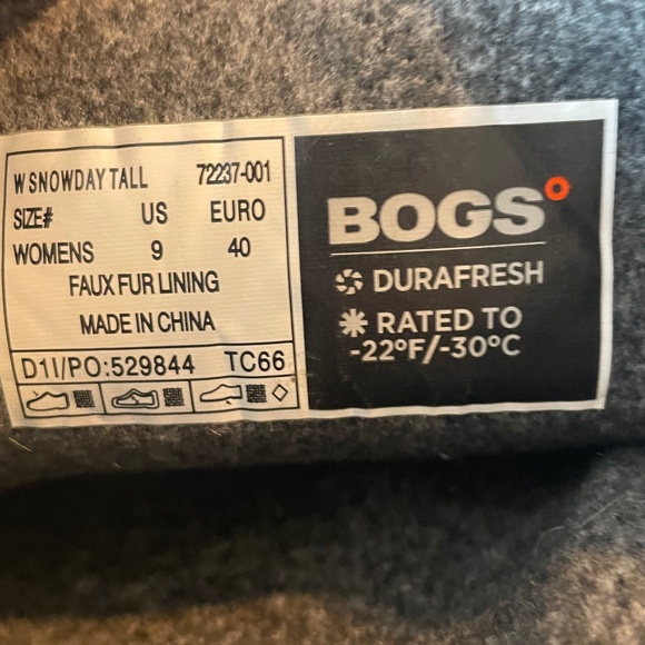 Bogs Quilted Tall Black Boots Size 9 - Picture 4 of 7